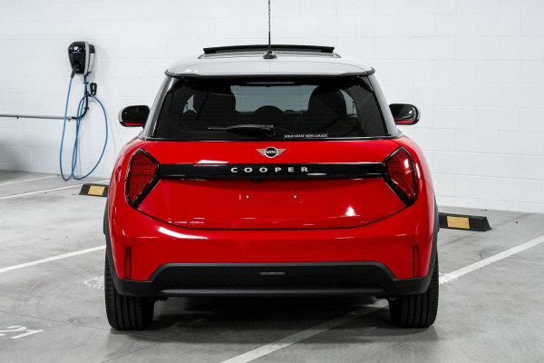 2025 MINI Cooper F65 C Classic Hatch image 5