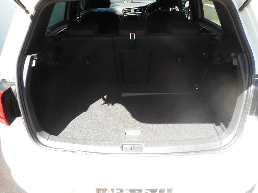 2015 Volkswagen Golf 7 GTI Hatch Image 9