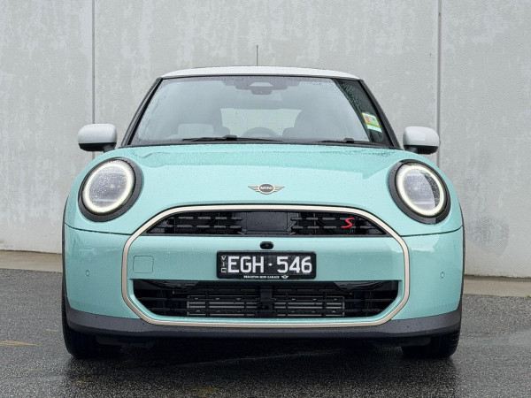 2025 MINI Cooper F65 S Favoured Hatch image 19