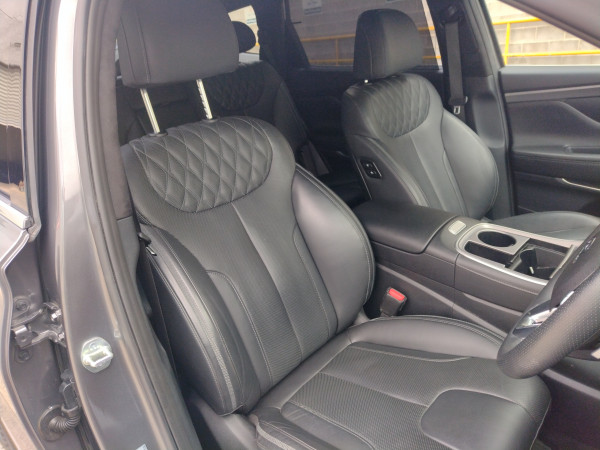 2023 Hyundai Santa Fe TM.V4 Highlander SUV image 19