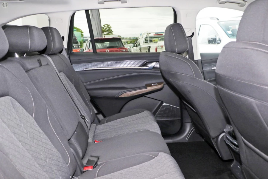2025 MG QS IS31 Excite SUV Image 7