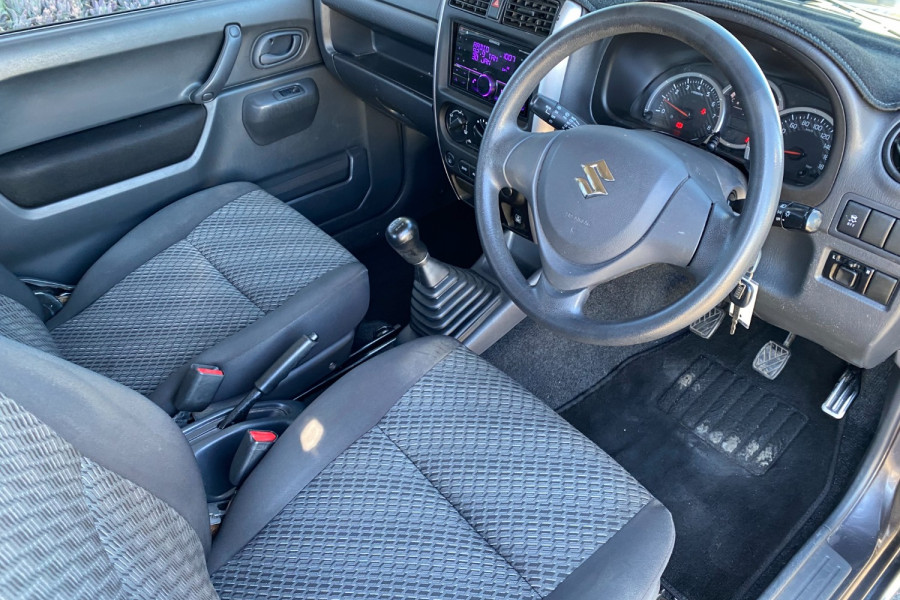 2015 Suzuki Jimny SN413 T6 Sierra Coupe Image 10