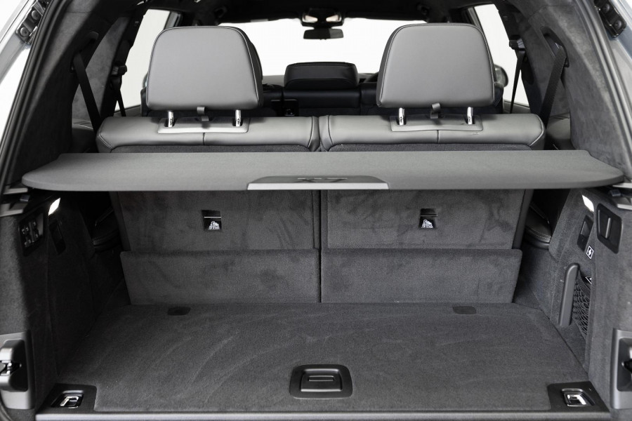 2025 BMW X7 G07 LCI xDrive40i M Sport SUV