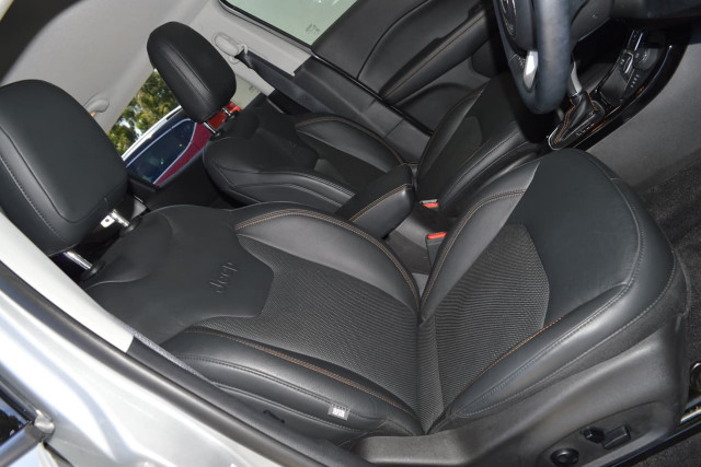 2018 Jeep Compass Limited 18 of 27