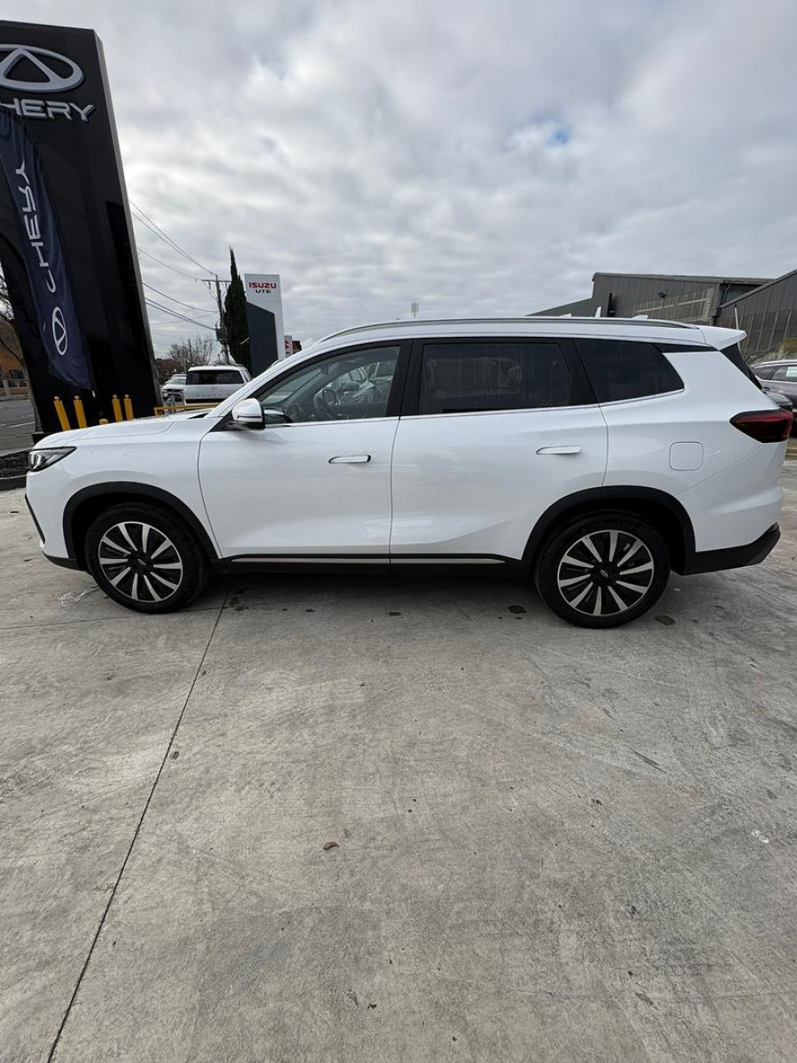 2026 Chery Tiggo 8 T31 Super Hybrid Ultimate SUV Image 6