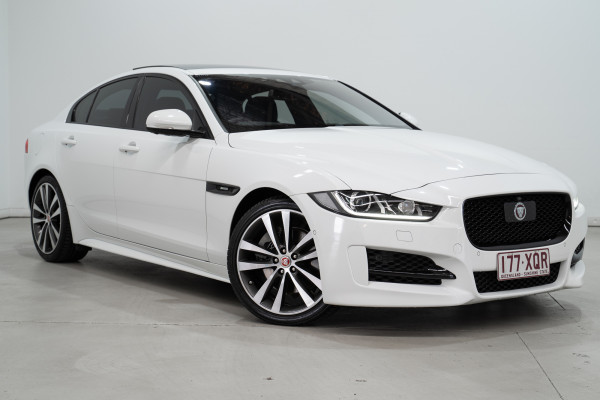 Jaguar Xe 25t R-Sport Jaguar Xe 25t R-Sport Auto