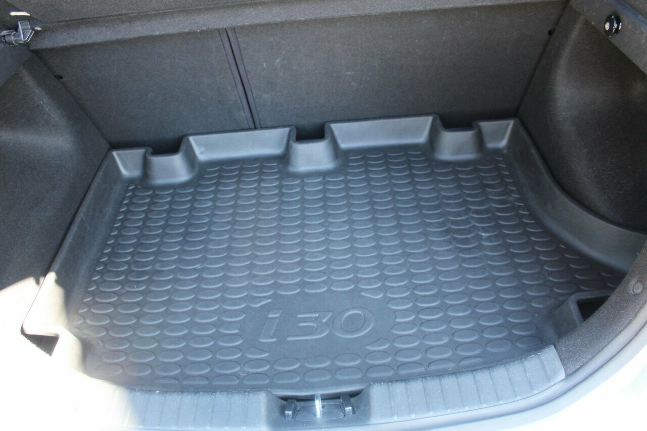 2011 Hyundai i30 FD MY11 SLX Hatch Image 19