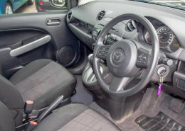 2013 Mazda 2 DE MY13 Neo Hatchback