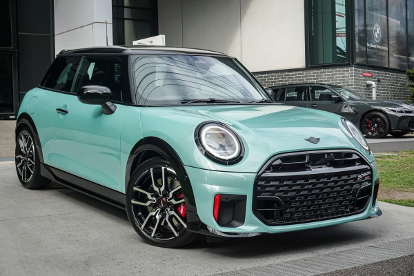MINI Cooper JCW Favoured F66