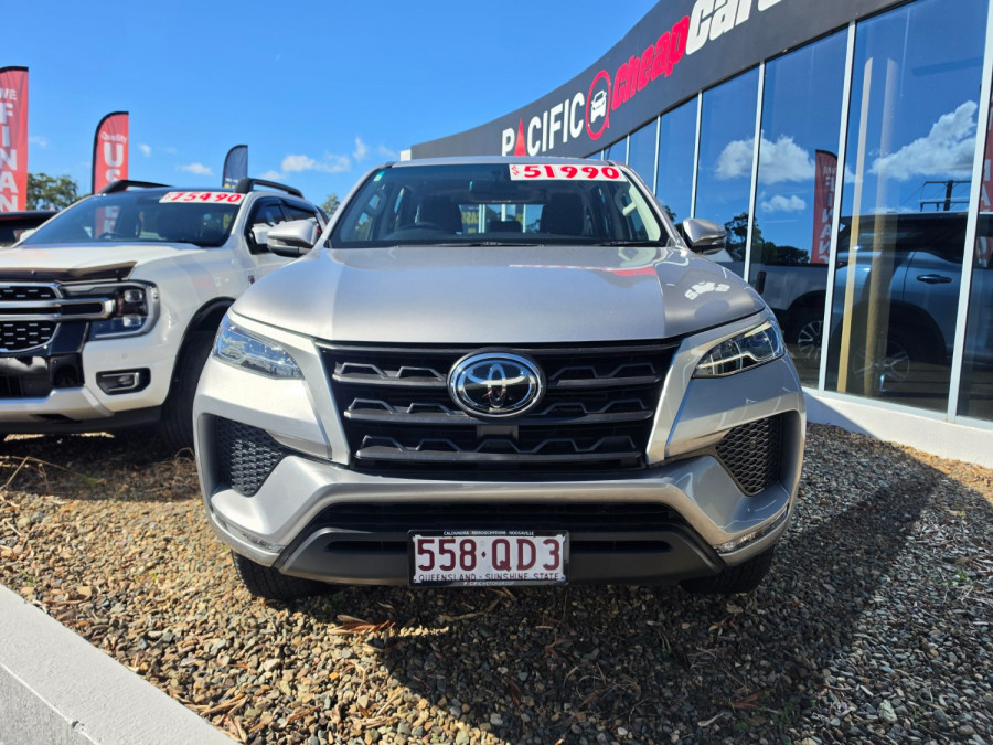 2024 Toyota Fortuner GUN156R GX SUV Image 3