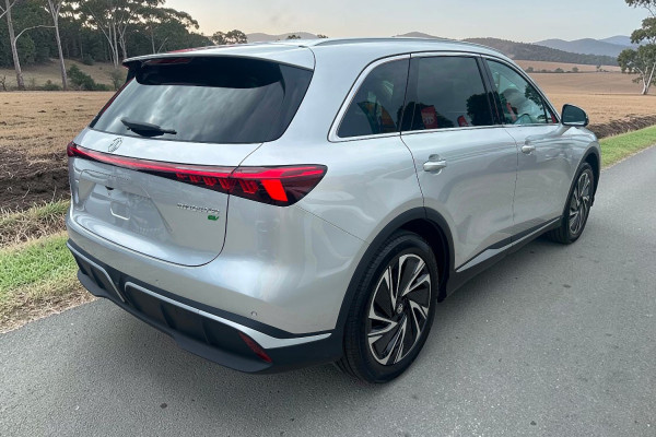 2026 MG MGS6 EV IS3E Essence SUV Image 3