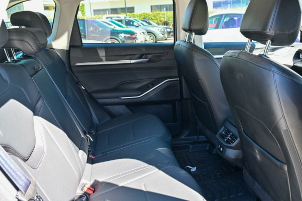 2025 GWM Haval H6 B01 Ultra Hybrid SUV Image 6