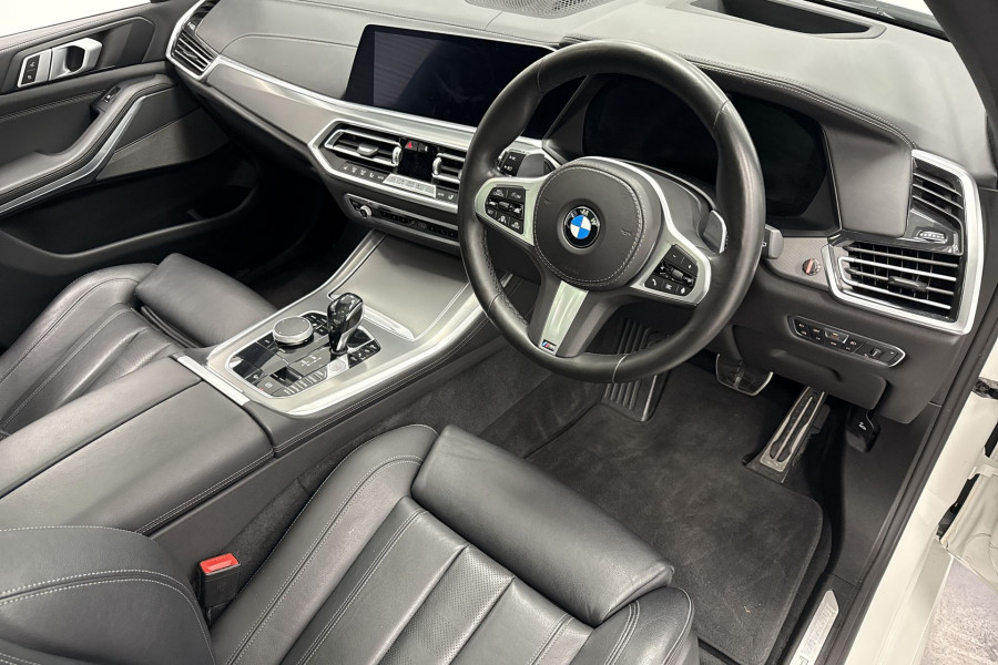 2018 BMW X5 G05 M50d SUV Image 16