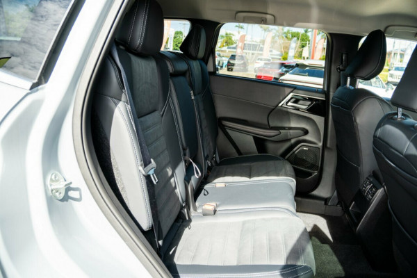 2025 Mitsubishi Outlander ZM Aspire SUV Image 10