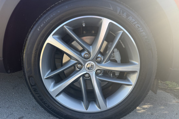 2022 MG HS Essence SUV Image 16