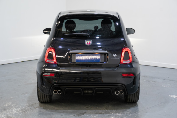 2023 Abarth 695 Competizione Hatch image 9