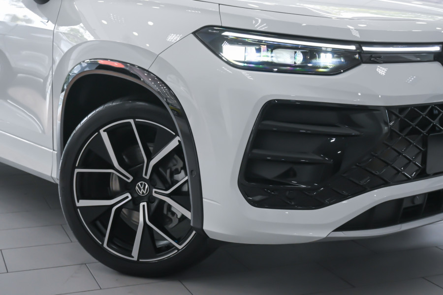 2025 Volkswagen Tayron R4 195TSI R-Line SUV