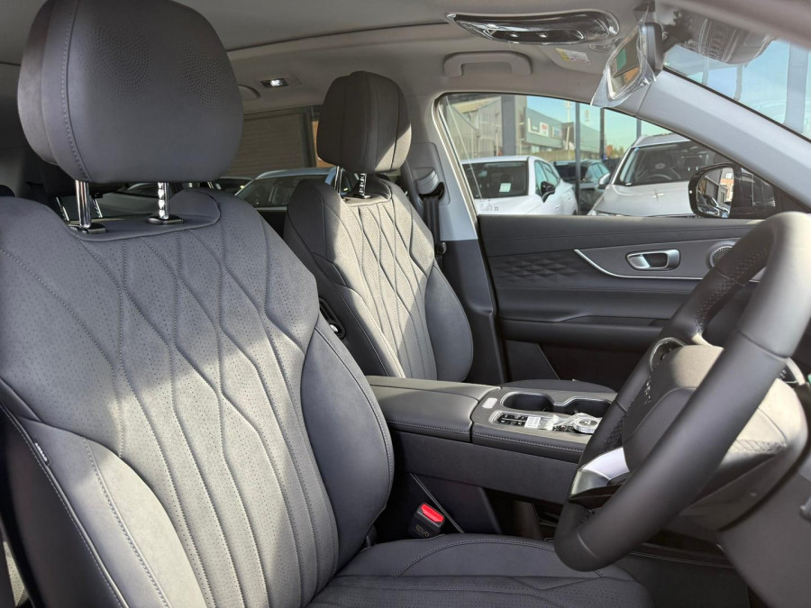 2026 Chery Tiggo 8 T31 Super Hybrid Ultimate SUV Image 11
