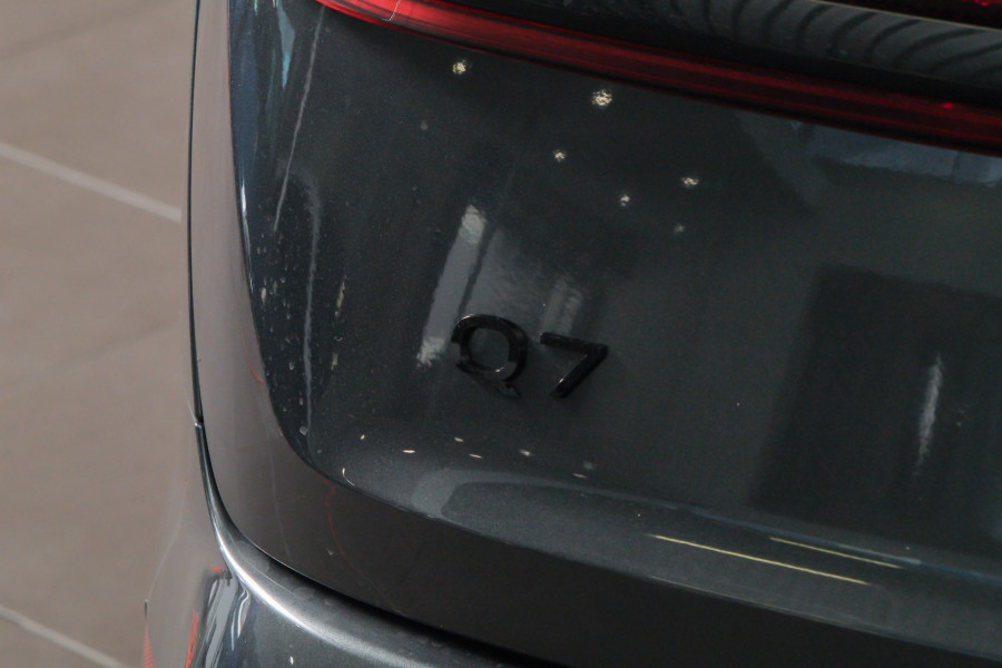 2026 MY25 Audi Q7 4M TDI 210kW S line SUV