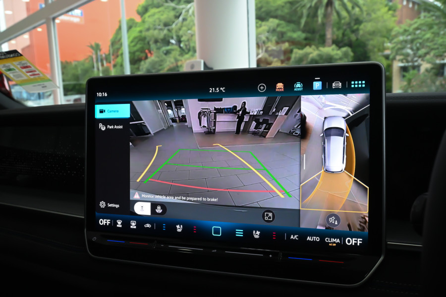 2025 MY26 Volkswagen Tayron R4 195TSI R-Line SUV Image 17
