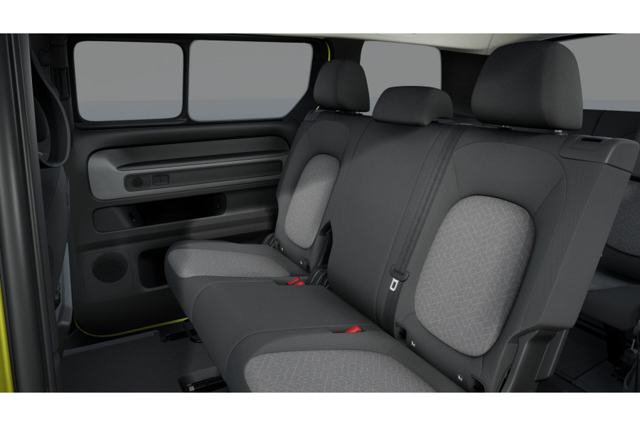 2025 Volkswagen ID. Buzz EB Pro BEV560 People Mover Image 16