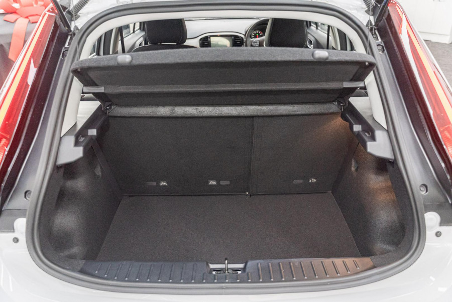 2024 MG MG3 SZP1 Core Hatch Image 10