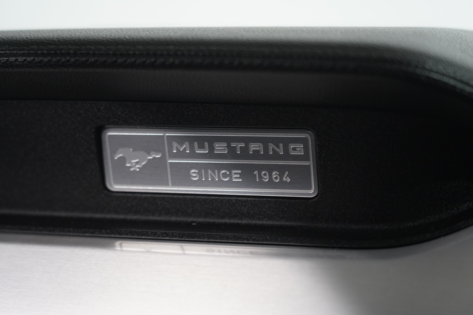 2016 Ford Mustang Fastback Gt 5.0 V8 Coupe Image 23