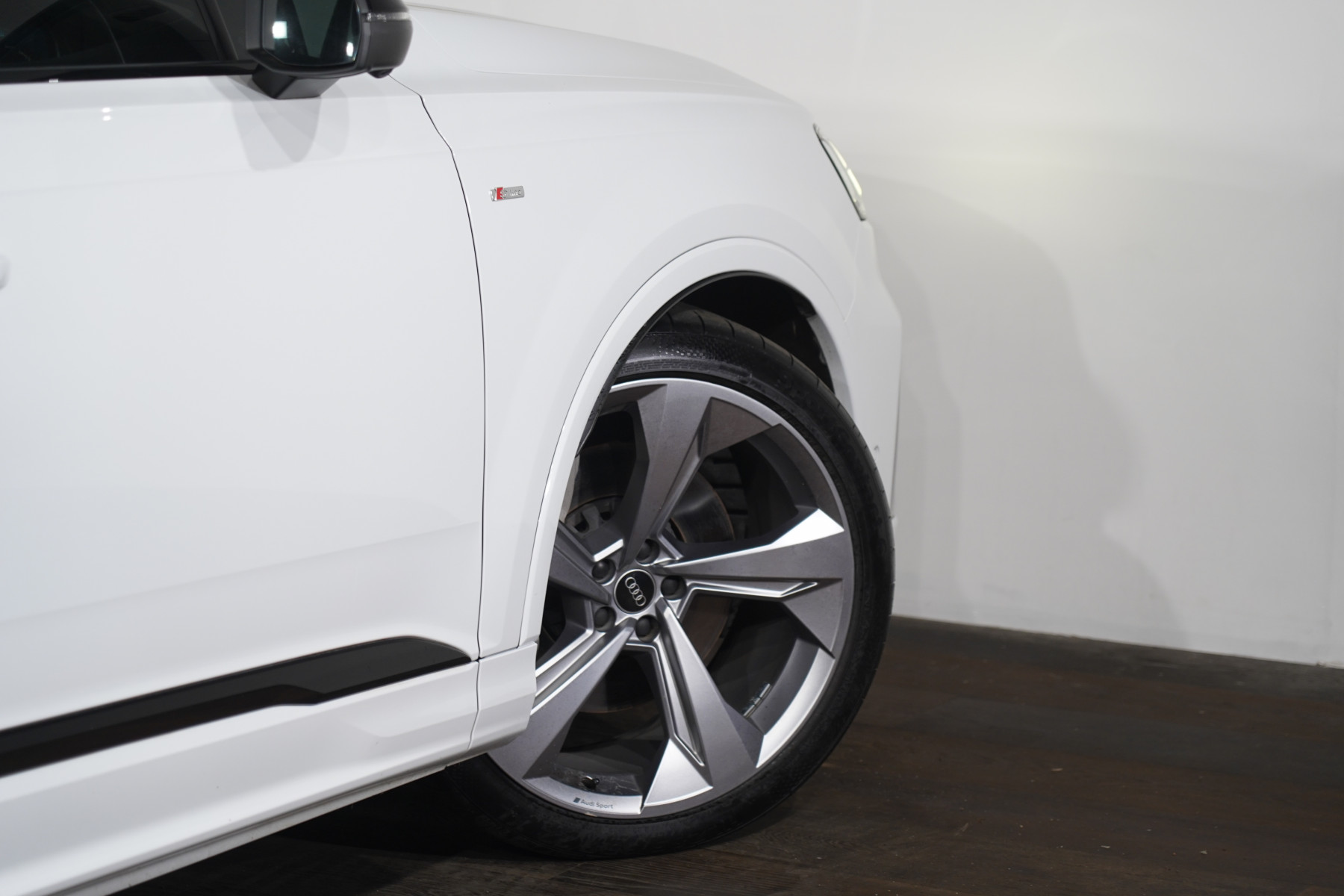 2021 Audi Q7 50 Tdi S Line Quattro Mhev SUV Image 11