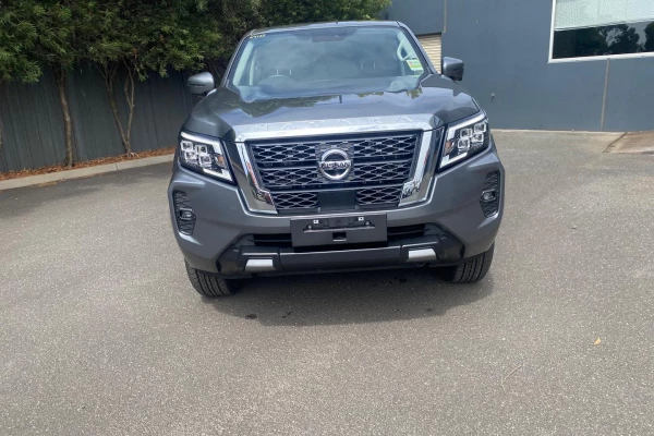 2025 Nissan Navara D23 ST Ute Image 2