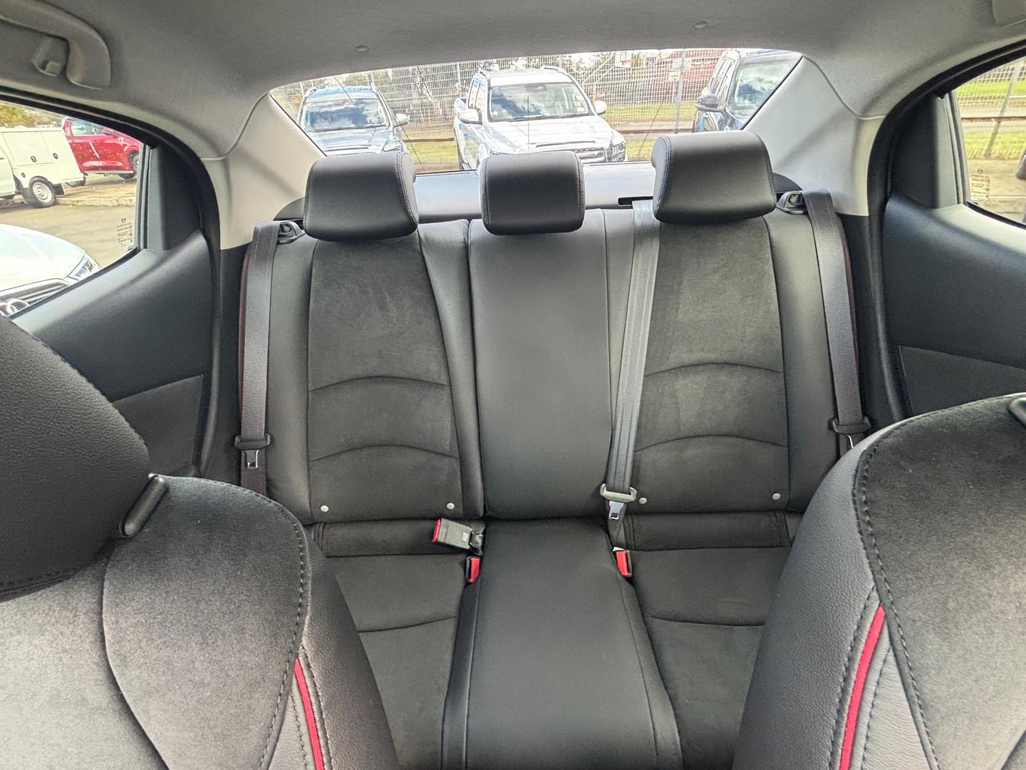 2024 Mazda 2 DL Series G15 GT Sedan Image 15