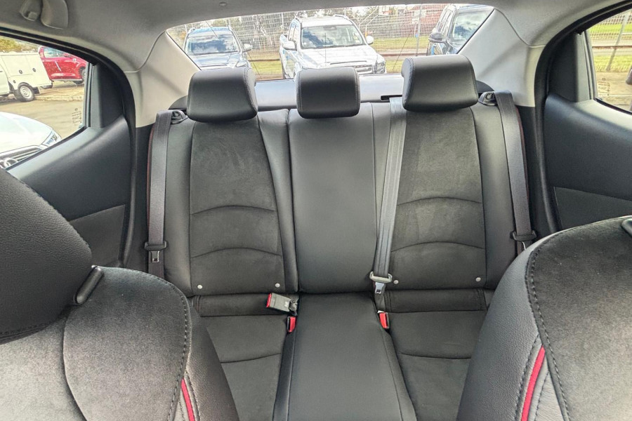 2024 Mazda 2 DL Series G15 GT Sedan Image 15