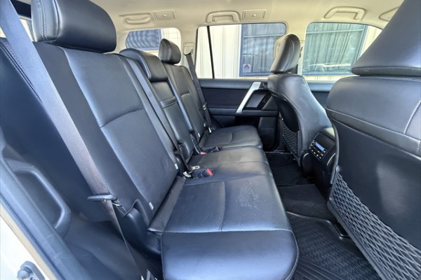 2020 Toyota LandCruiser Prado GDJ150R GXL SUV Image 11