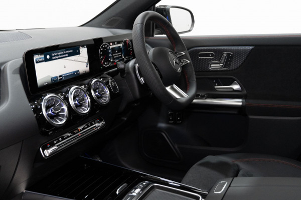 2025 Mercedes-Benz GLA-Class H247 GLA250 e with EQ hybrid technology SUV