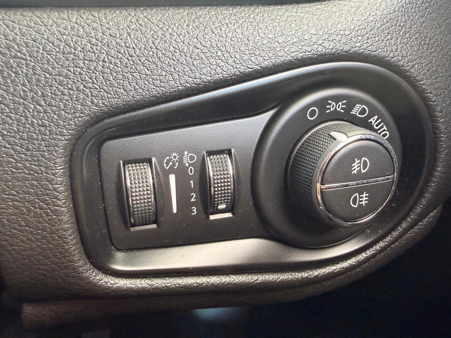 2017 Jeep Renegade BU Longitude SUV Image 22