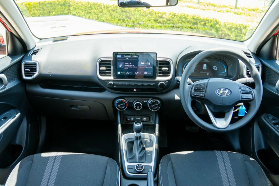 2025 Hyundai Venue QX.V5  SUV Image 16