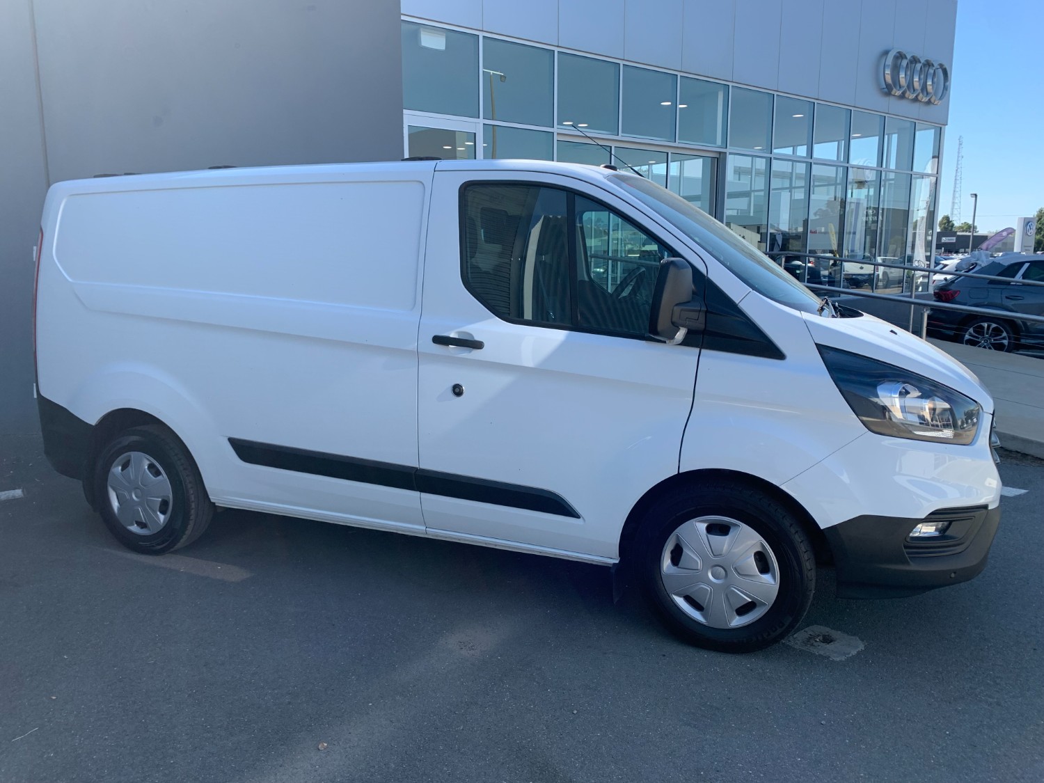 2019 MY18.75 Ford Transit Custom VN  300S Van Image 2