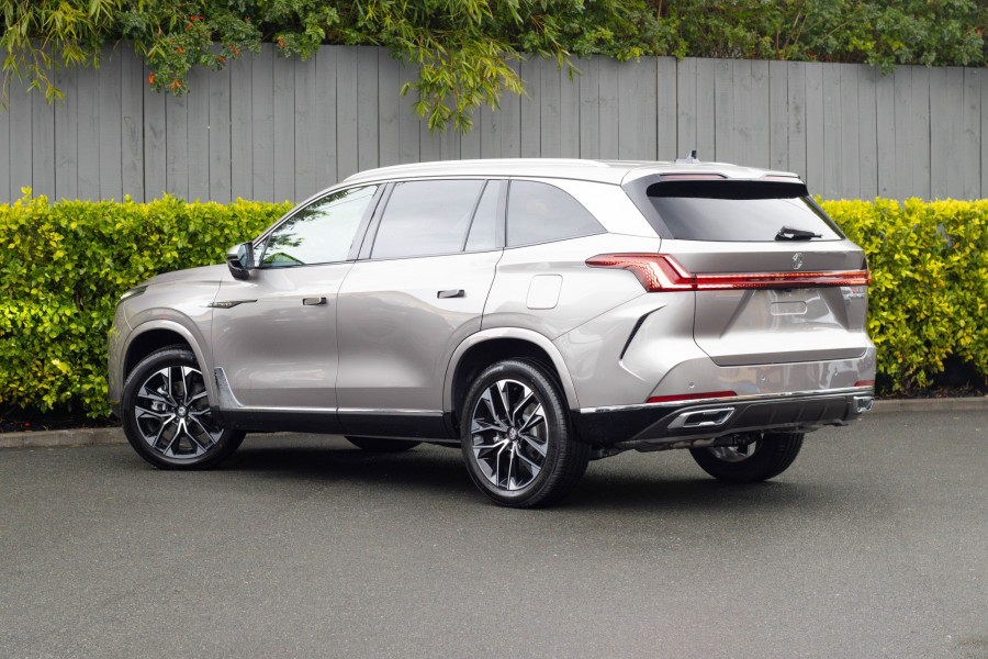 2025 MG QS IS31 Essence SUV Image 3