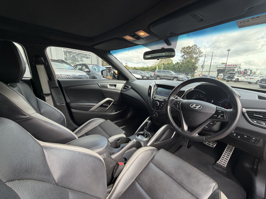 2016 Hyundai Veloster FS5 Series II SR Turbo Hatch Image 15