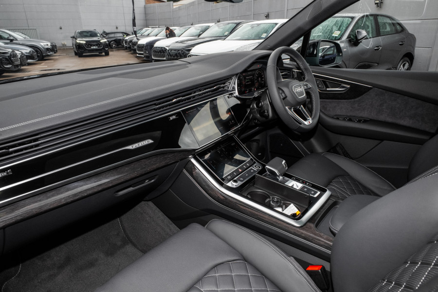 2026 MY25 Audi SQ7 4M TFSI SUV