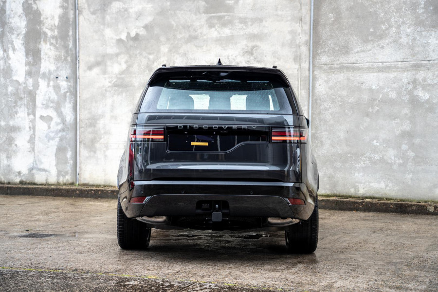 2025 Land Rover Discovery Series 5 D350 Dynamic SE SUV