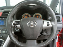 2011 Toyota Corolla ZRE152R MY11 Levin Hatchback