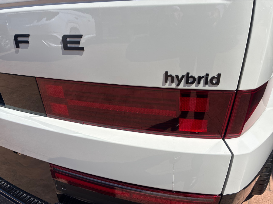 2026 Hyundai Santa Fe MX5.V2 Hybrid Calligraphy SUV Image 15