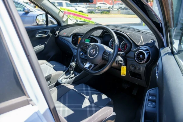 2022 MG MG3 SZP1 Core Hatch Image 17