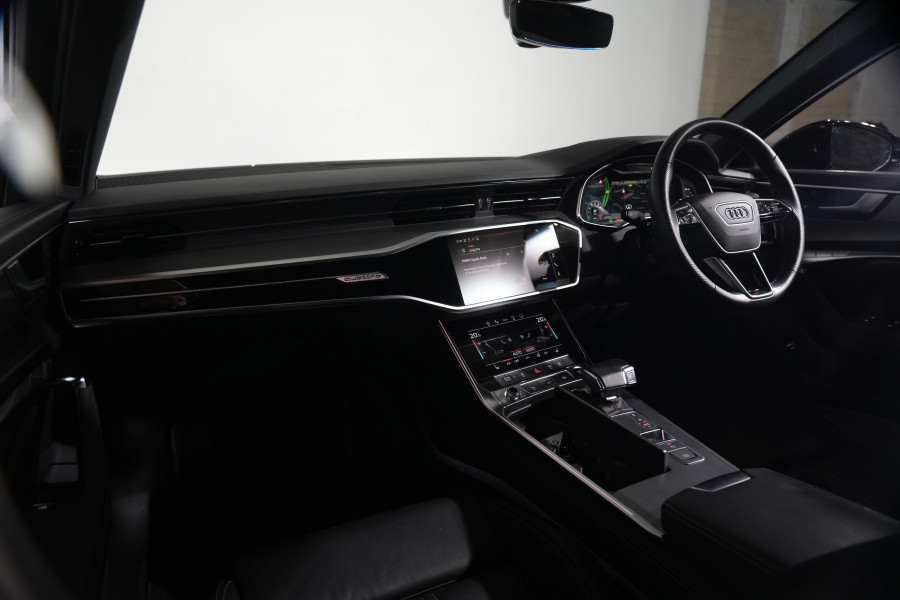 2021 Audi A6 55 TFSI S line Sedan Image 14