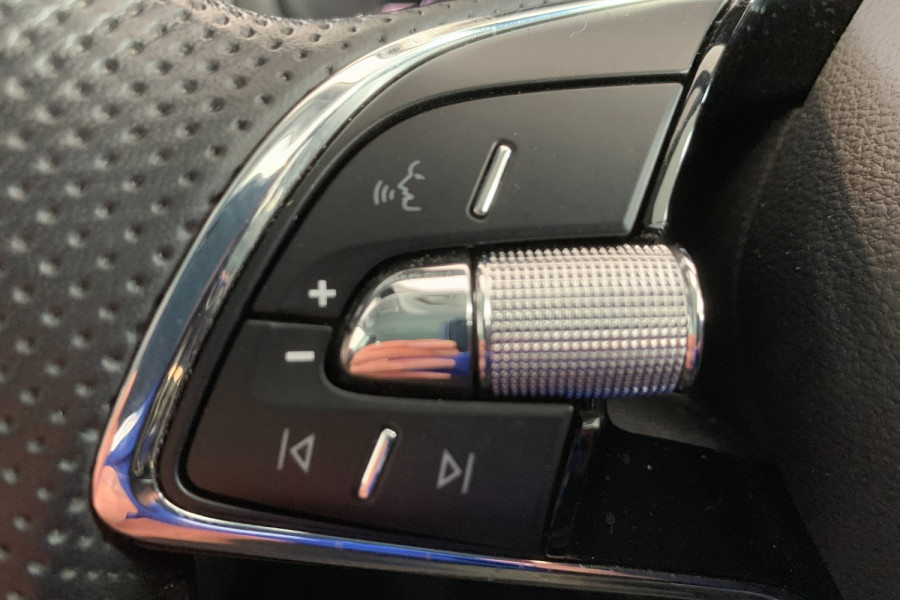 2021 Skoda Karoq NU 110TSI SUV Image 23