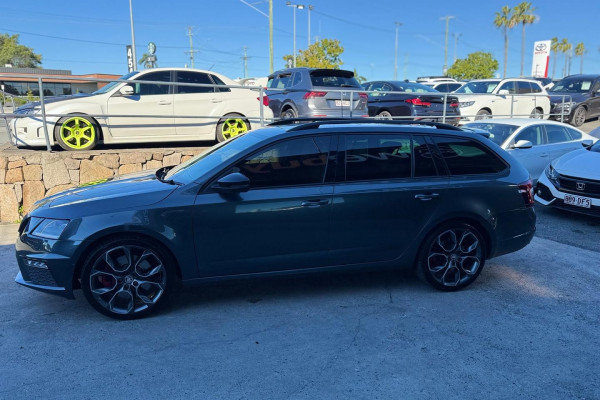 2019 Skoda Octavia NE RS 245 Wagon Image 9