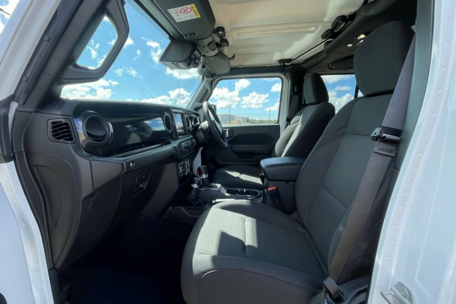 2023 Jeep Gladiator JT Night Eagle Pickup Image 14