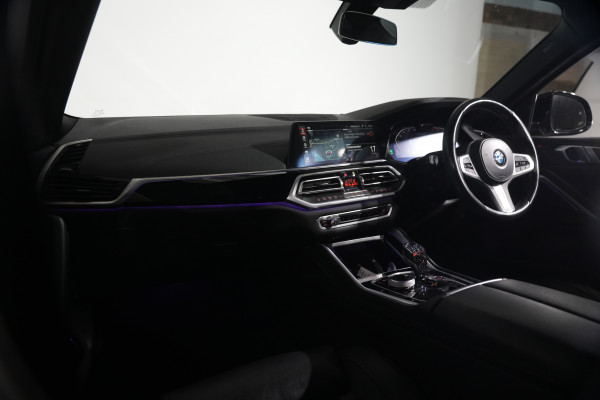 2022 BMW X6 xDrive30d M Sport Coupe Image 13