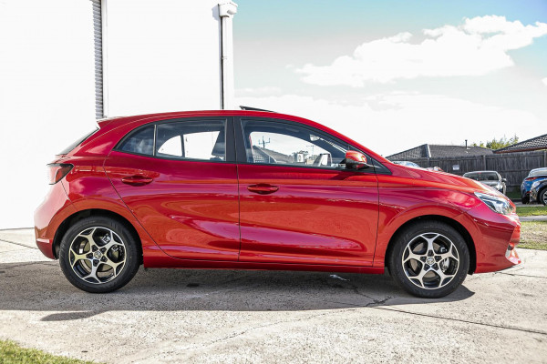2025 MG MG3  Essence Hatch