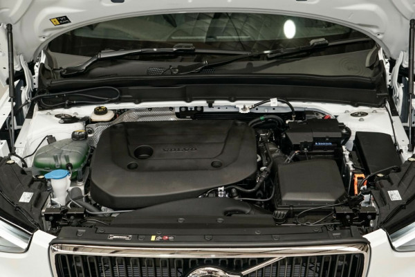 2025 MY26 Volvo XC40 XZ Plus B4 SUV Image 20
